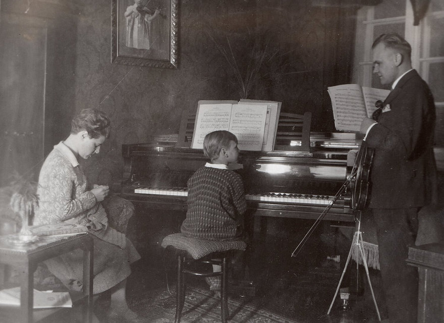 Hermann Neuling as a child